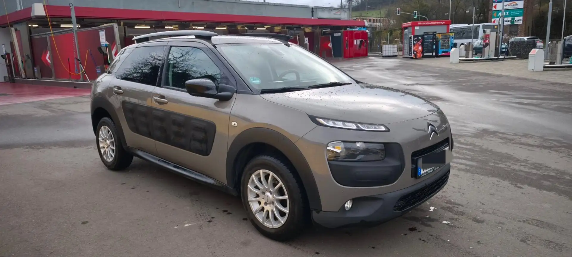 Citroen C4 Cactus C4 Cactus PureTech 82 Shine Edition Marrón - 1