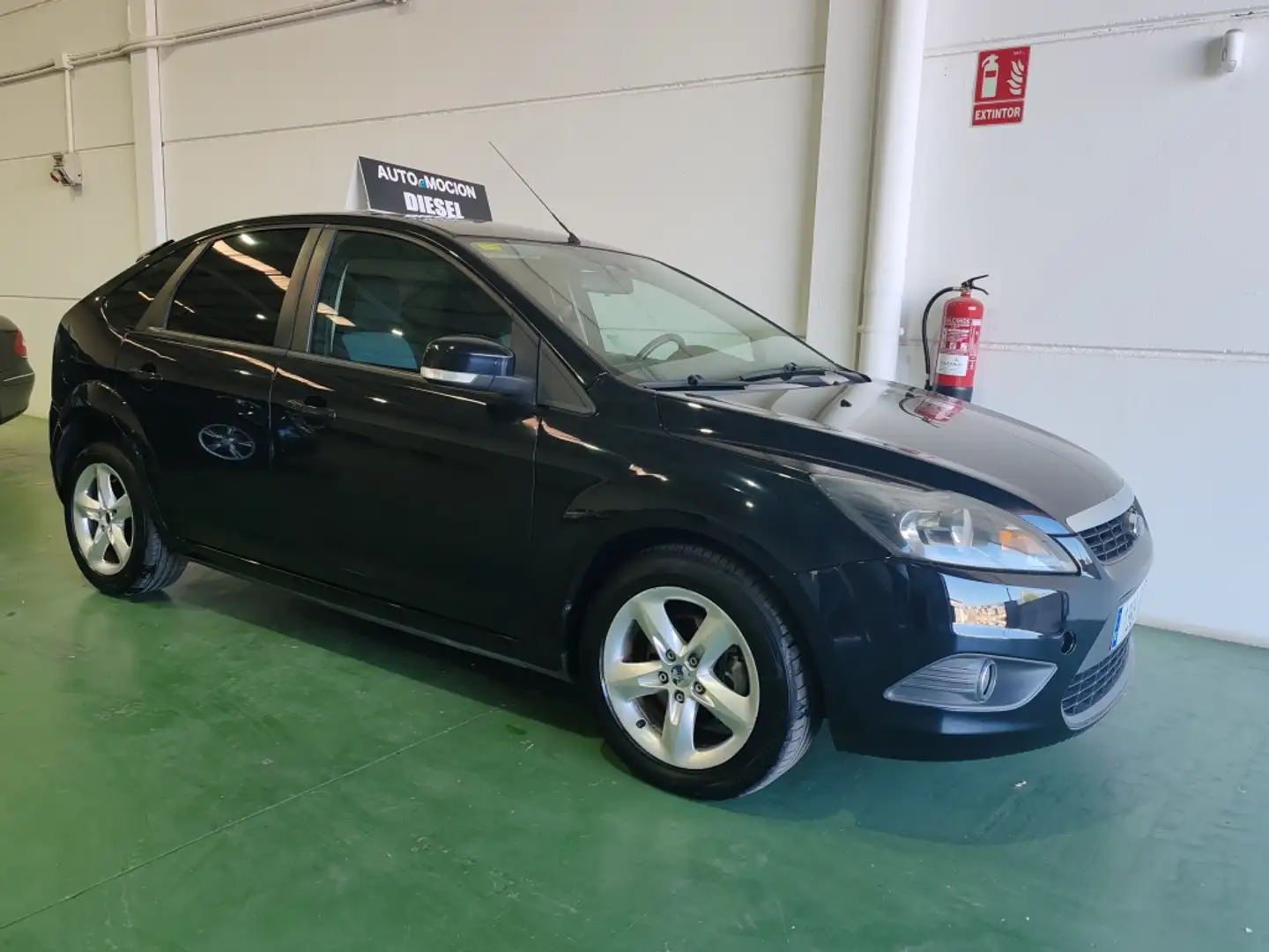 Ford Focus 1.6TDCi Trend Negro - 2