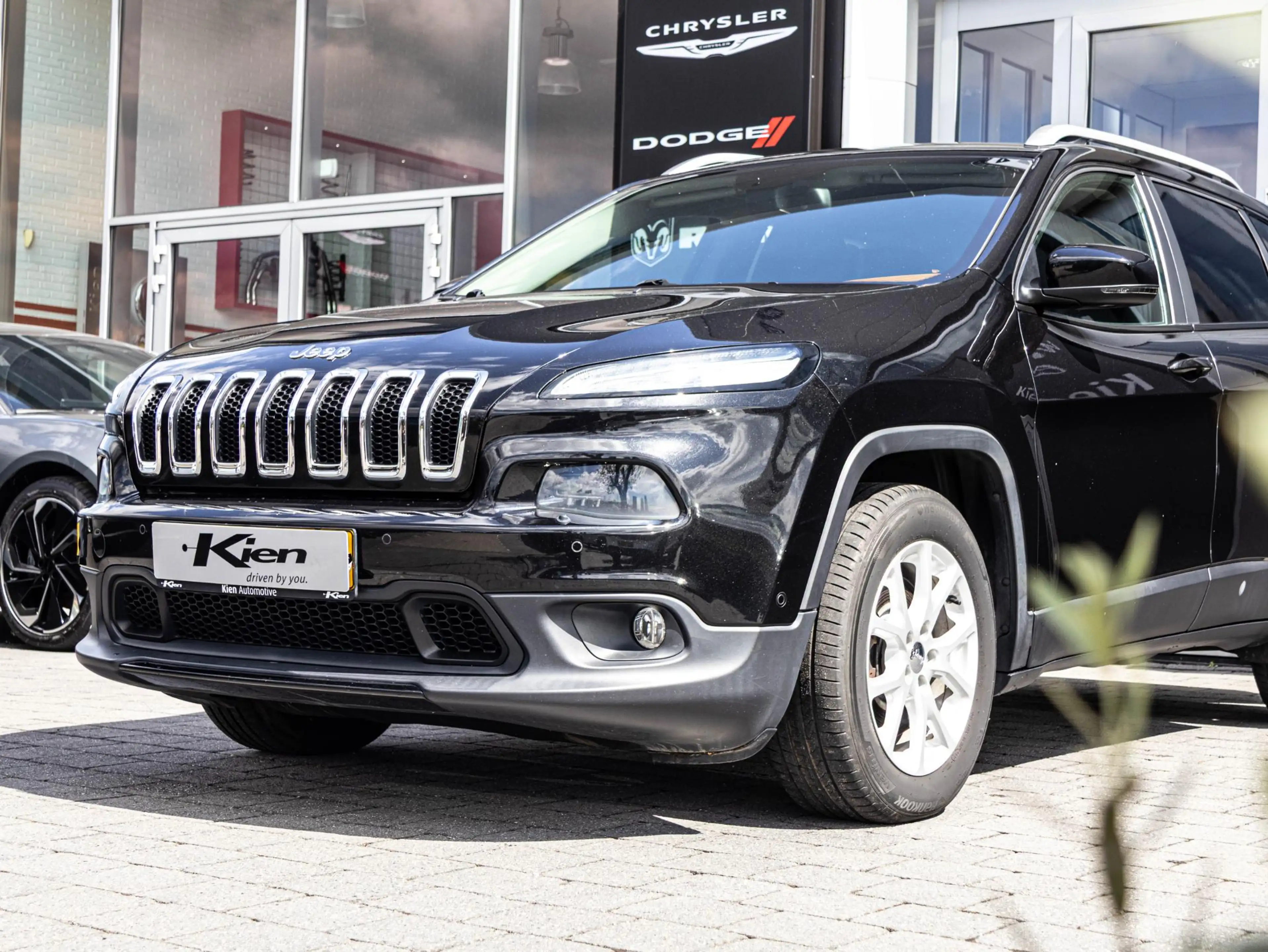 Jeep Cherokee 2.0 Longitude | Grijskenteken | Navi | Voorstoelen — photo 5