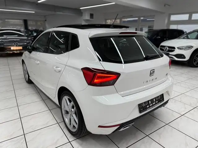 Seat Ibiza view 2