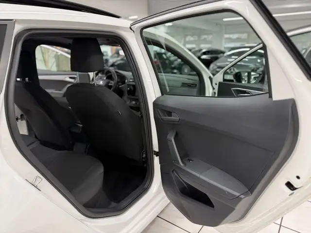 Seat Ibiza view 11