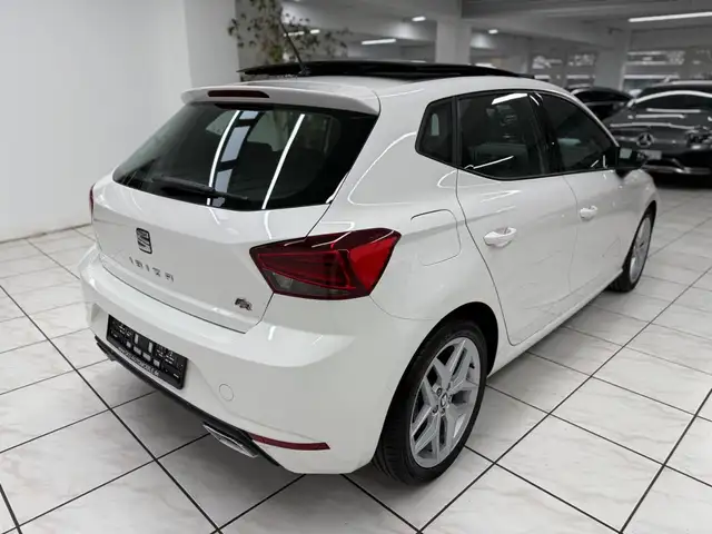 Seat Ibiza view 3