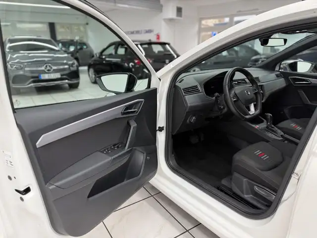 Seat Ibiza view 8