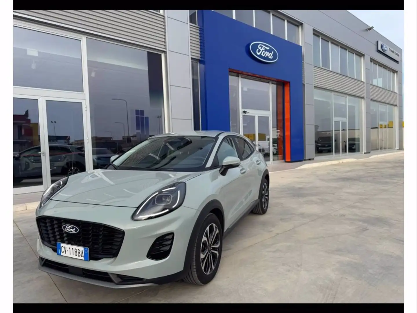 Ford Puma 1.0 ecoboost h titanium 125cv Grijs - 1