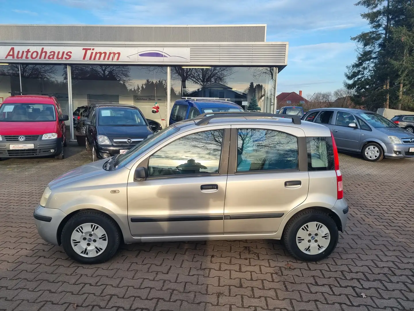 Fiat Panda 1.2 Dynamic  Panorama-Schiebedach Silber - 2