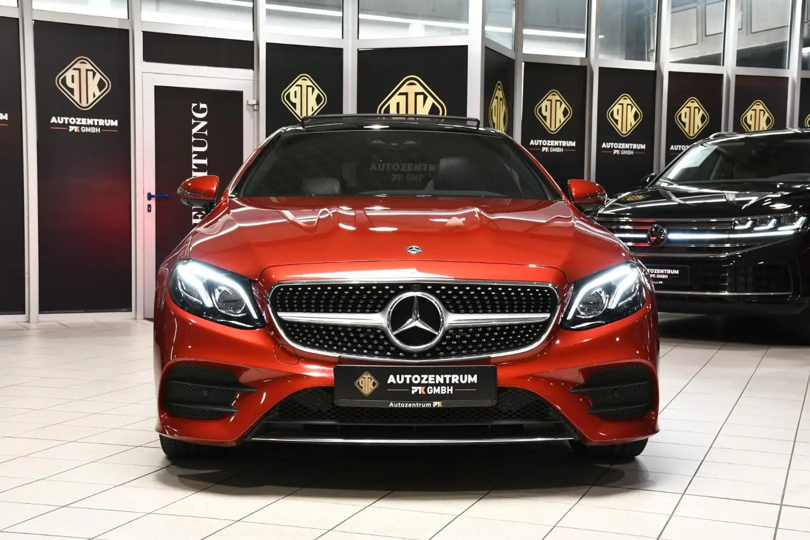 Mercedes-Benz E 400 Coupe E400d 4Matic AMG-Paket Exclusive Pano Hp - 2