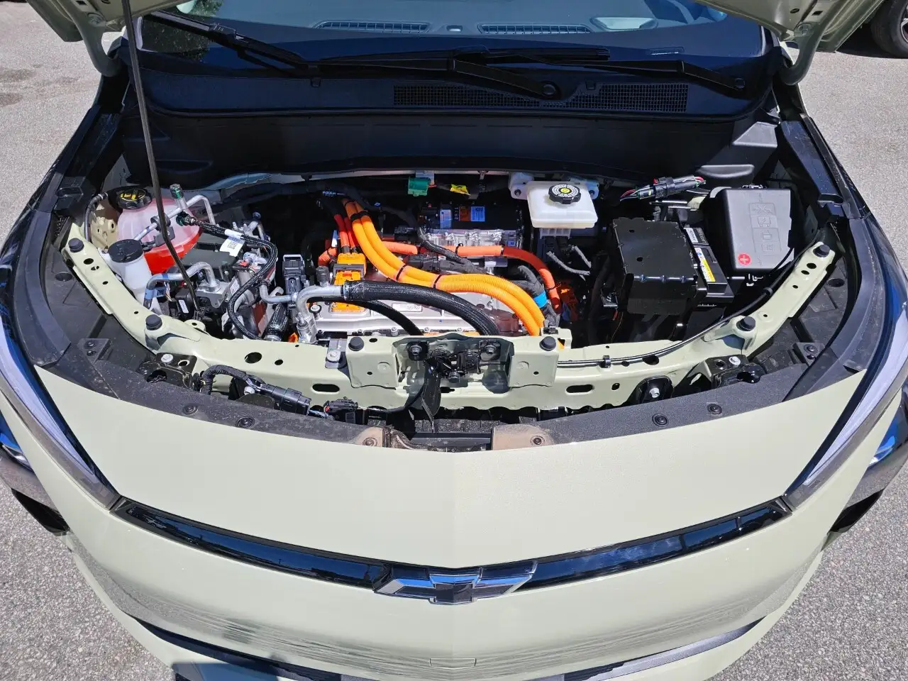 Chevrolet Bolt fotografie Chevrolet Bolt