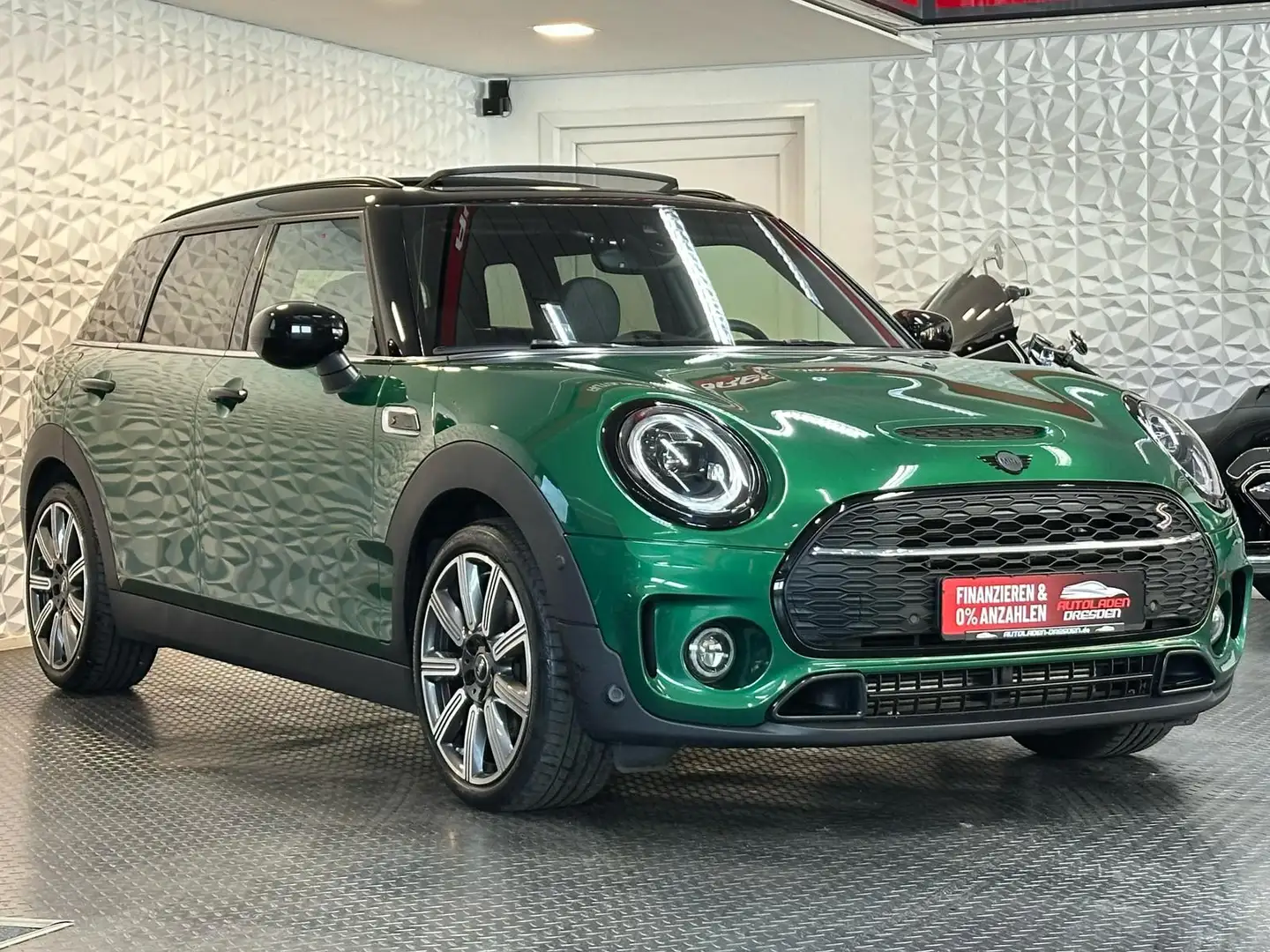 MINI Cooper SD Clubman ALL4 LED#ACC#PANO#SH#SHZ#CAM Vert - 2