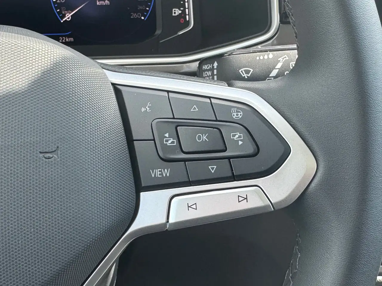 Volkswagen Taos снимка Volkswagen Taos