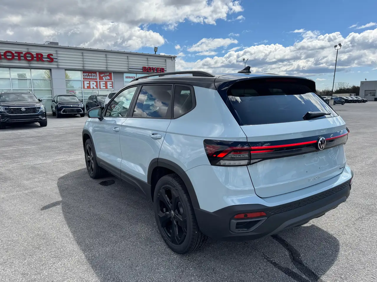 Volkswagen Taos снимка Volkswagen Taos