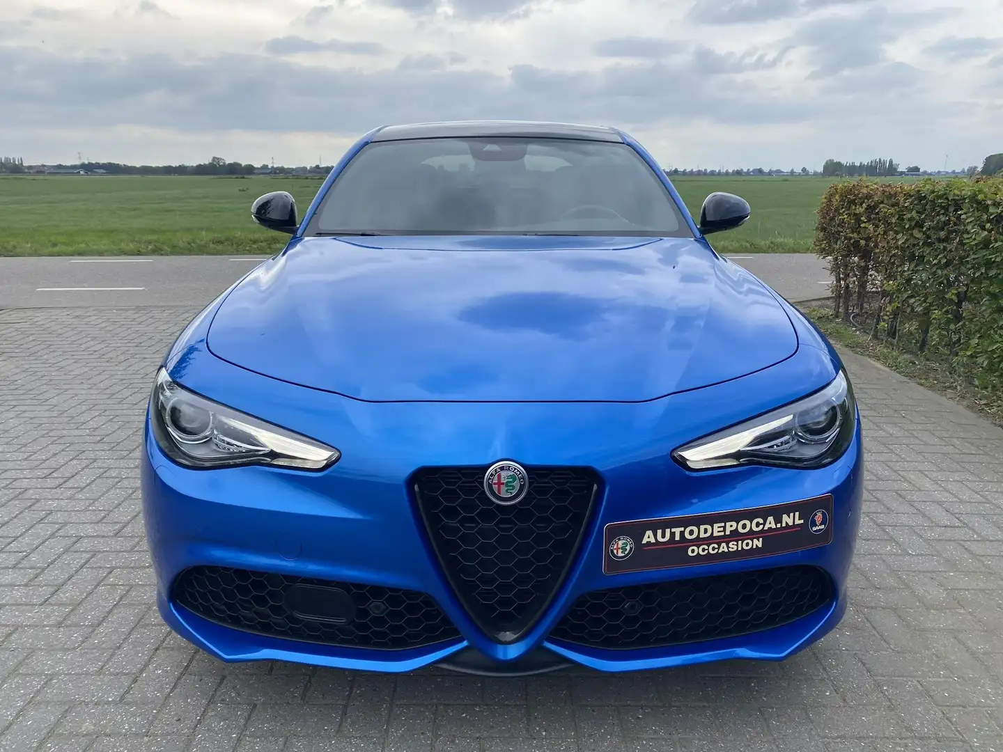 Alfa Romeo Giulia 2.0 T AWD Veloce Blu Misano Harman Kardon Panorama - 2