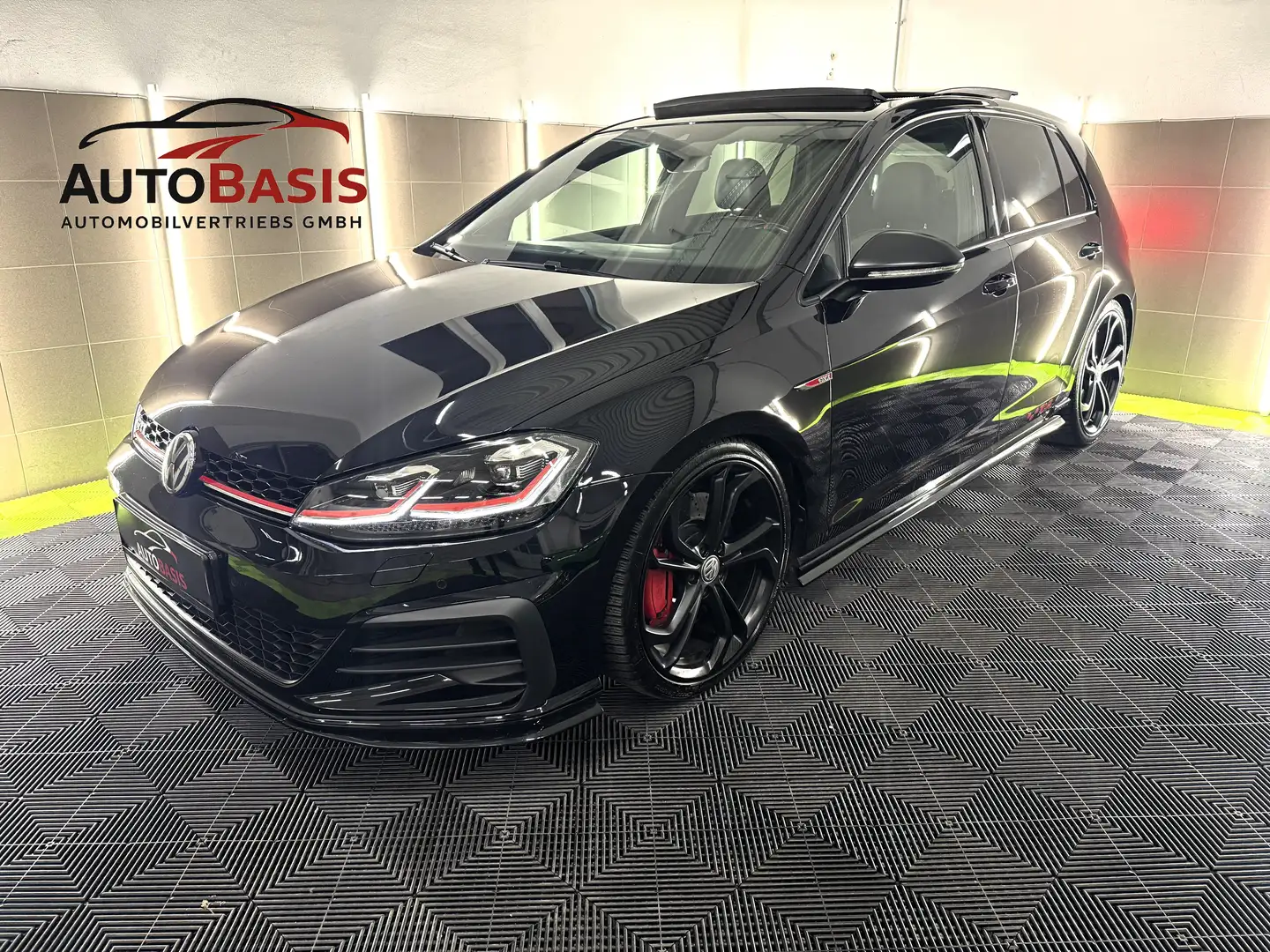 Volkswagen Golf GTI GTI TCR DSG Panorama/Leder/ACC/Kamera/Dynaudio/H&R Noir - 1