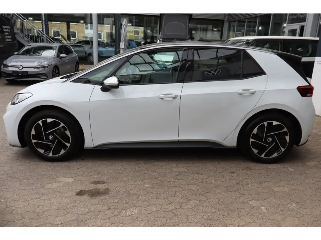 Volkswagen ID.3 Pure 125 kW RFK AHK 18 Easy Entry ACC Sitzhzg. 6