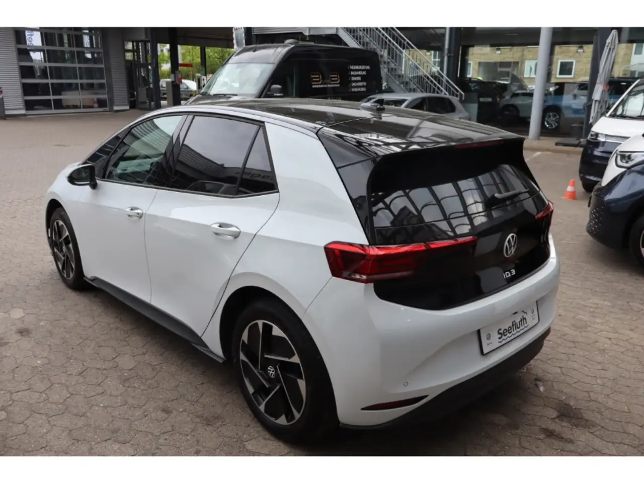 Volkswagen ID.3 Pure 125 kW RFK AHK 18 Easy Entry ACC Sitzhzg. 5