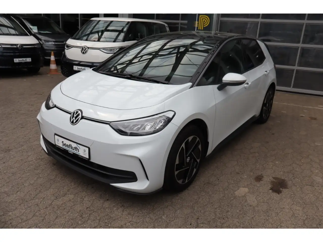 Volkswagen ID.3 Pure 125 kW RFK AHK 18 Easy Entry ACC Sitzhzg. 7