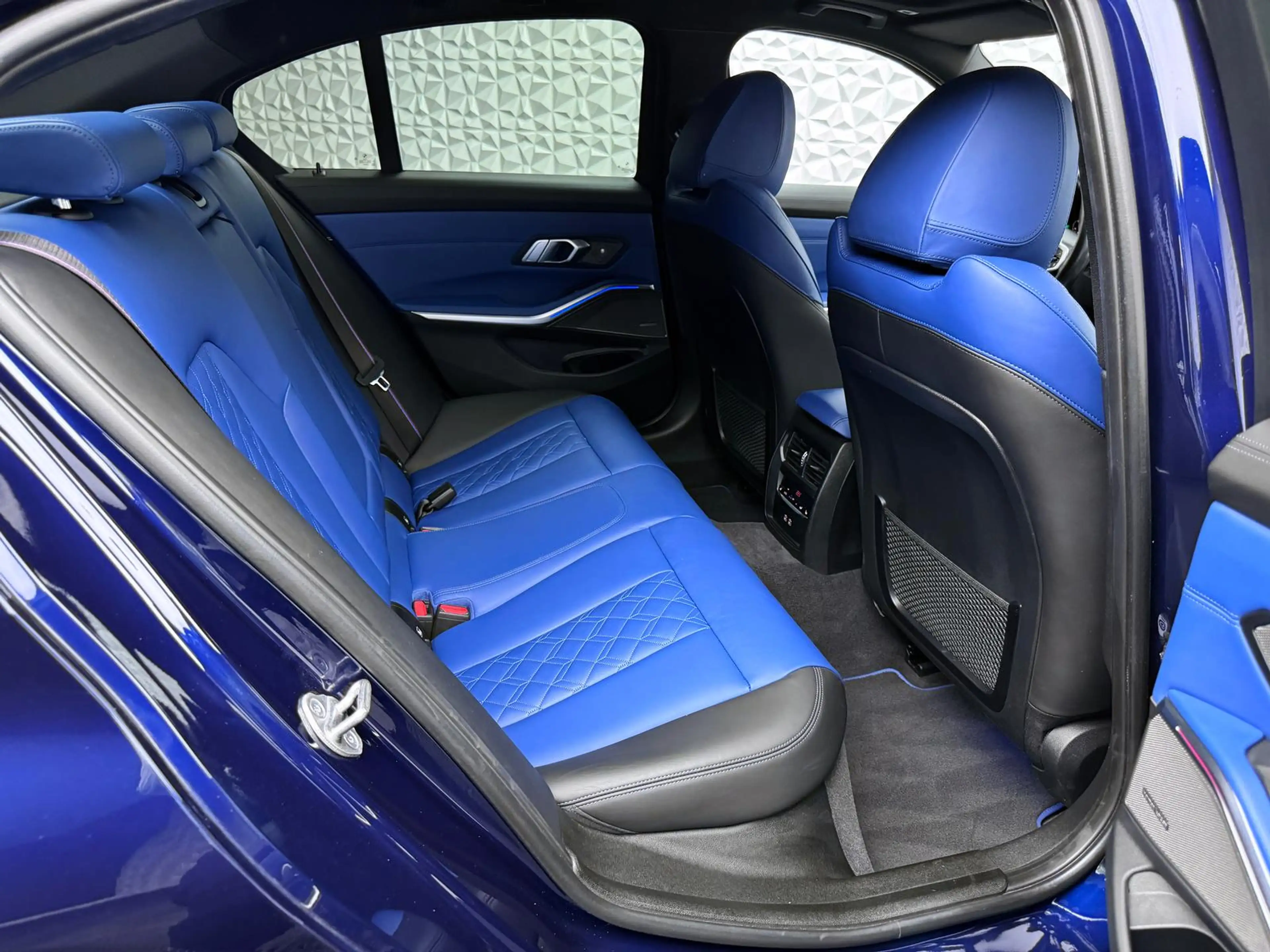 BMW 340 XDR*INDIVIDUAL*DEUTSCH*H&K*LASER*STANDHZ*PANO*ACC — photo 13