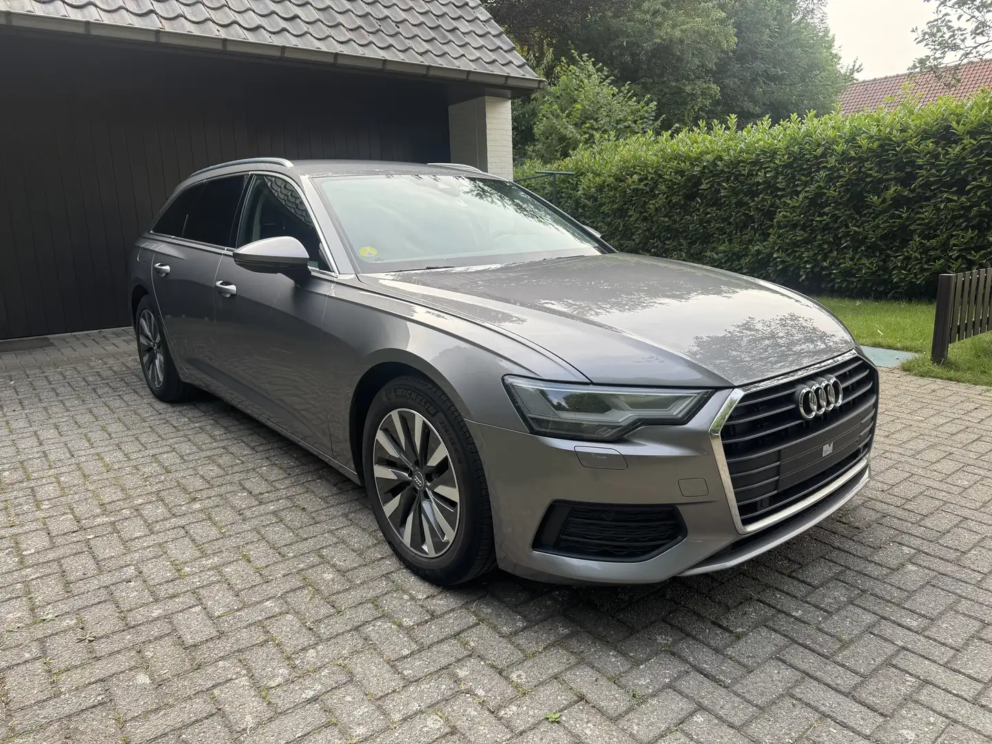 Audi A6 Avant 35 TDI S tronic design 157.000km First Hand Gris - 1