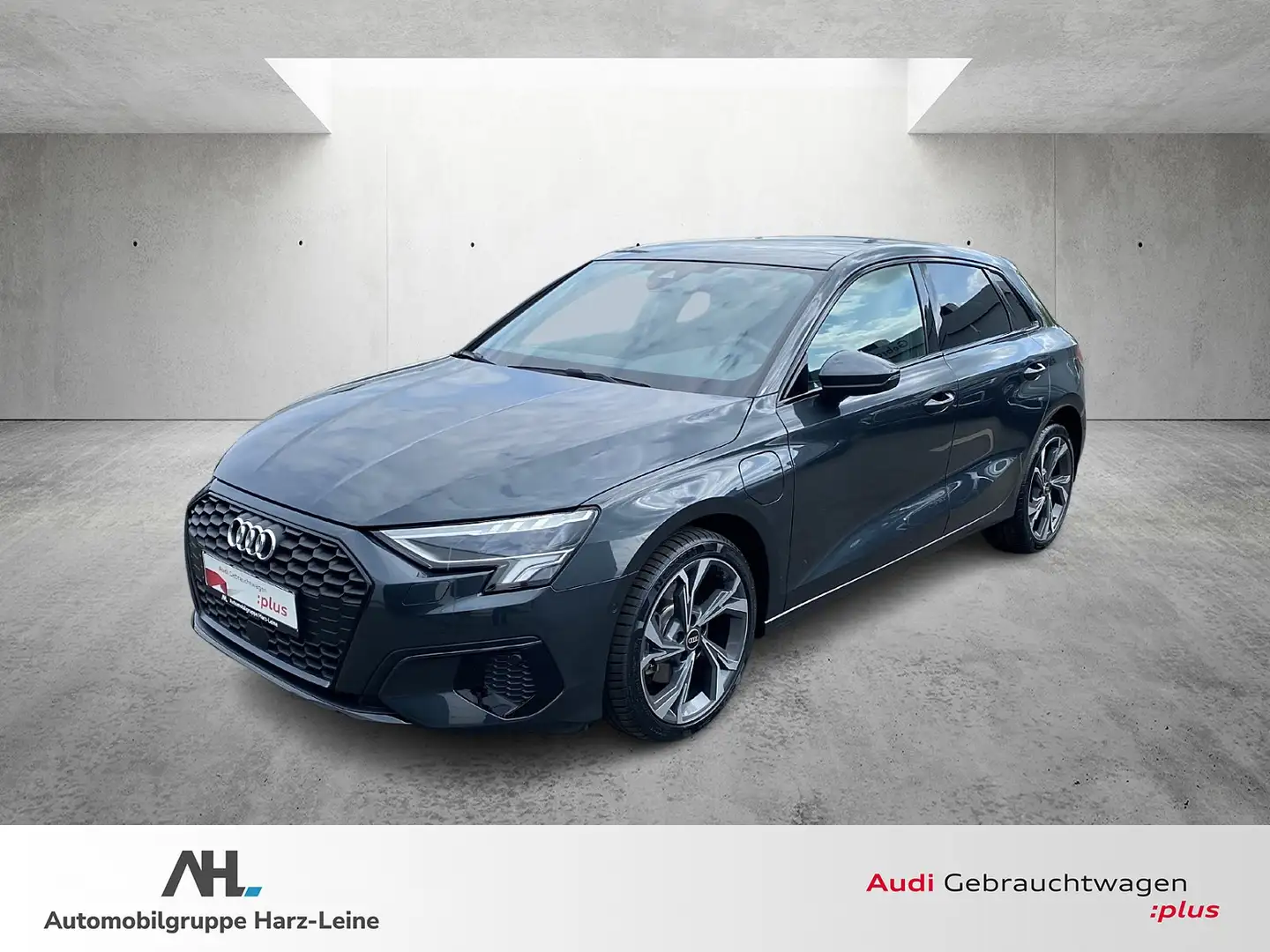 Audi A3 Sportback 40 TFSIe advanced S-tronic LED Navi ACC Grijs - 1
