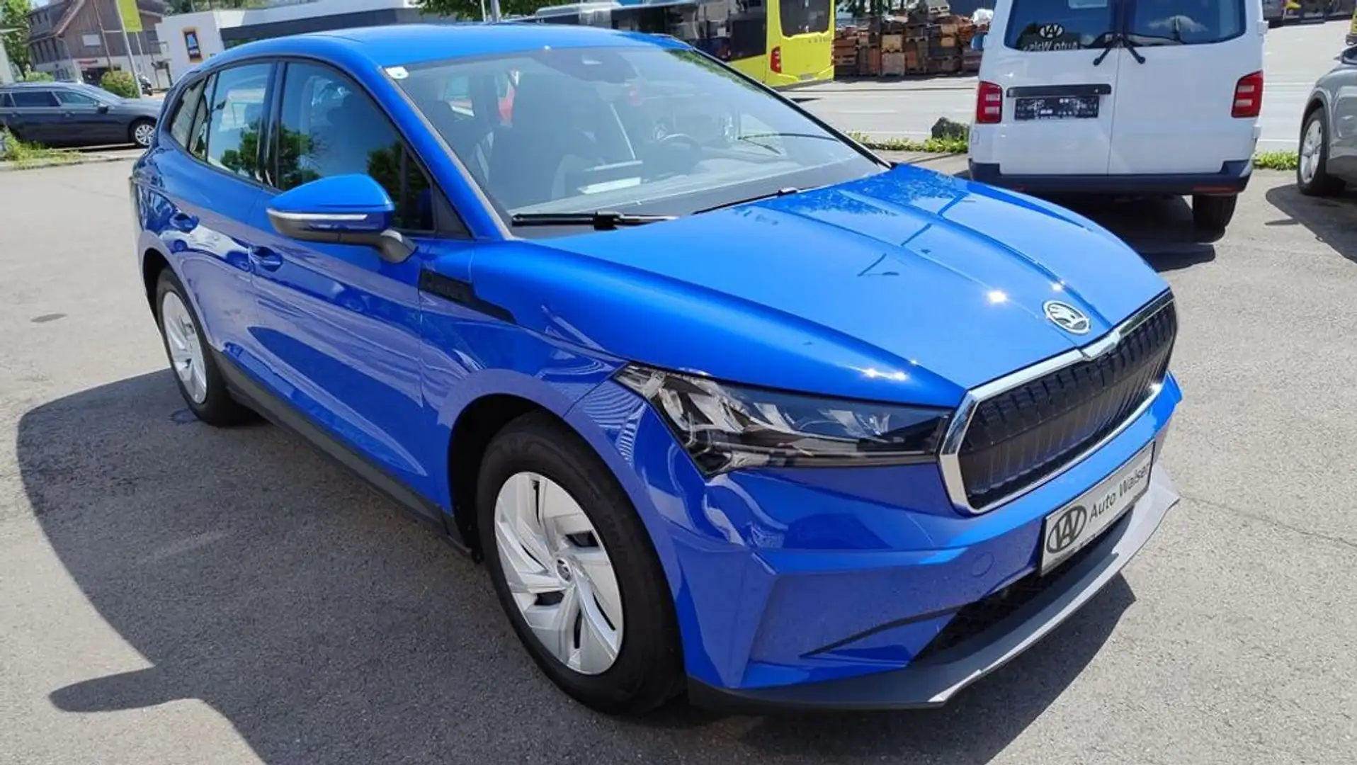 Skoda Enyaq iV 50 AT Loft Blauw - 2