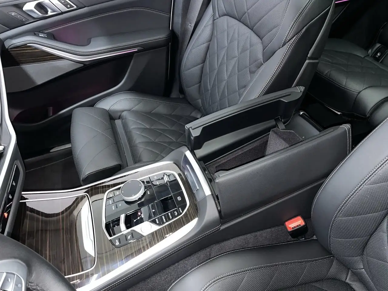 BMW X7 снимка BMW X7