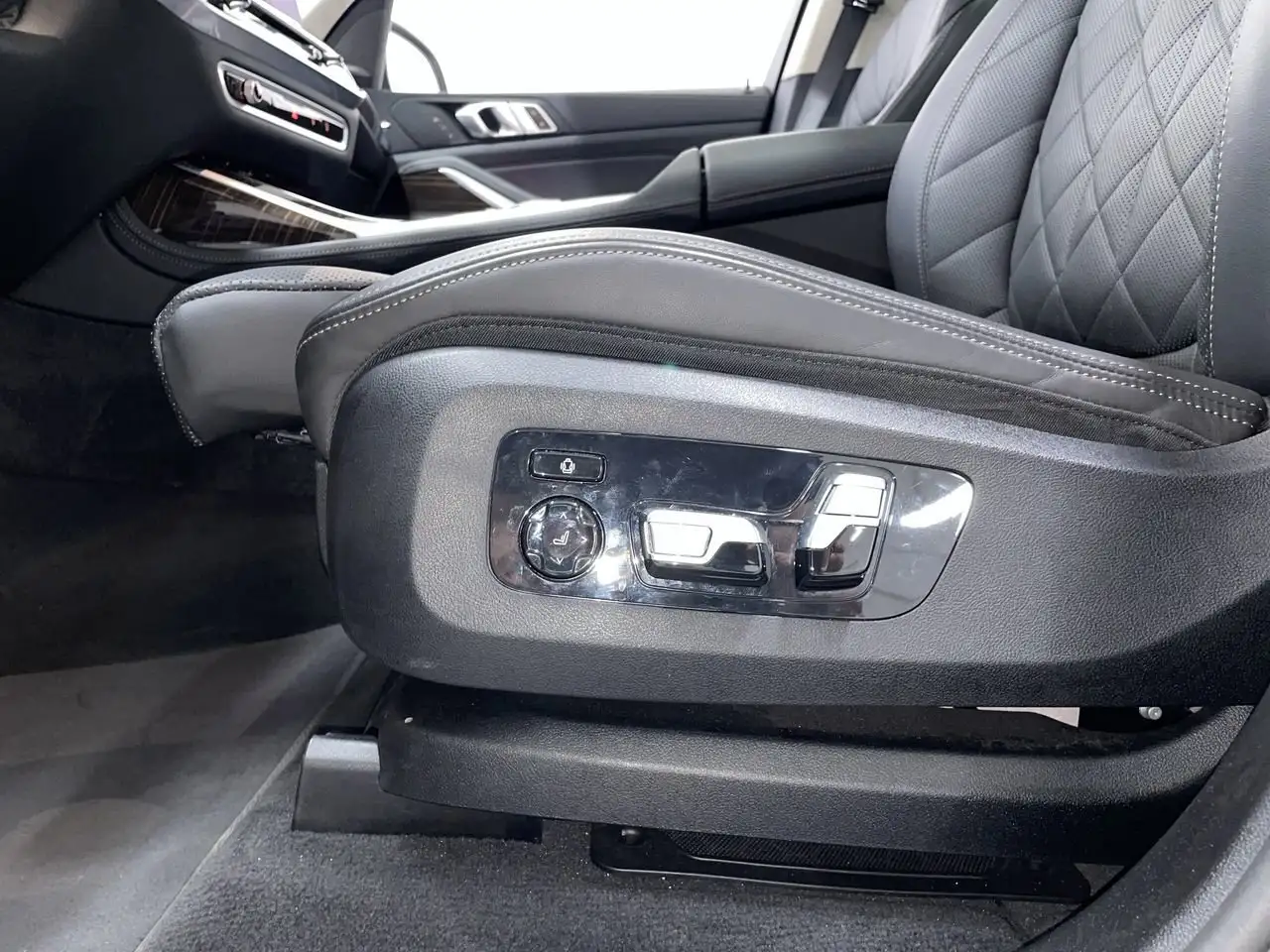 BMW X7 снимка BMW X7