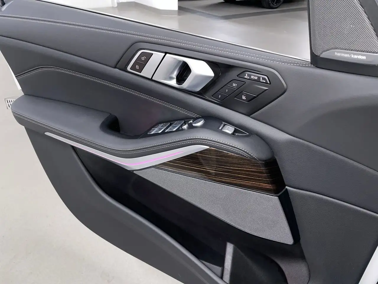 BMW X7 снимка BMW X7