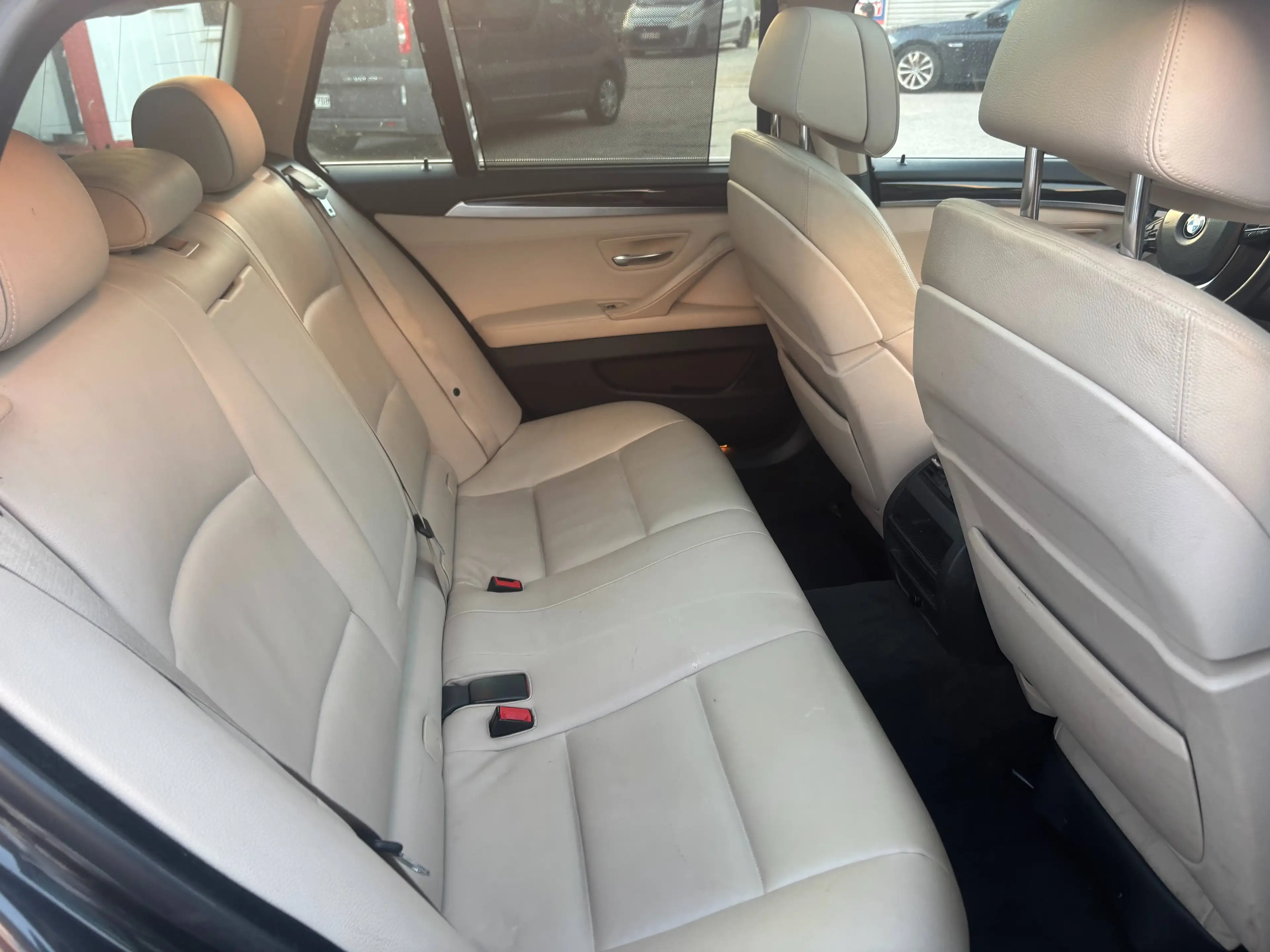 BMW 525 525 d xDrive — photo 11