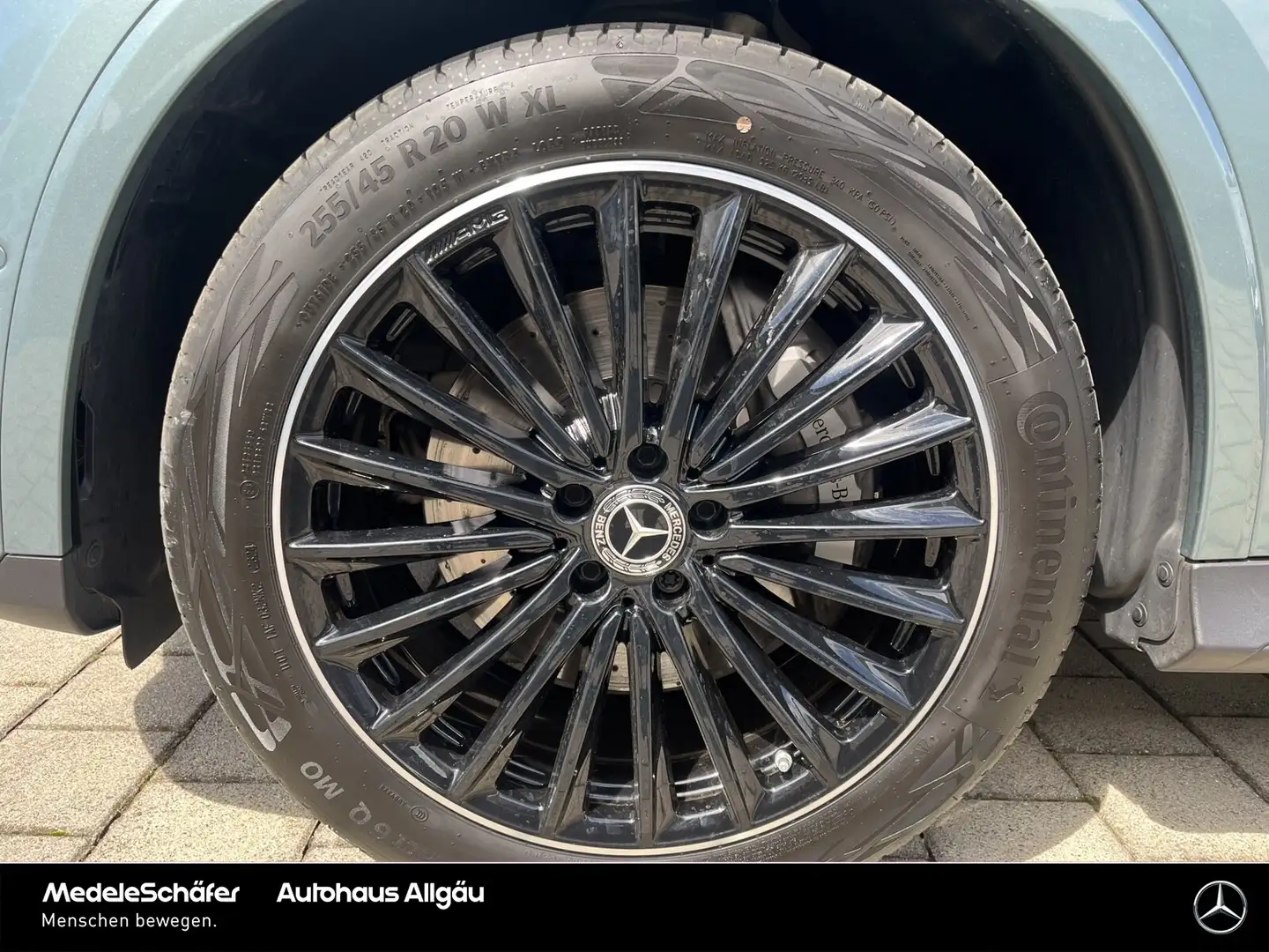 Mercedes-Benz GLC 220 GLC 220 d 4M AMG Night 20'' Dist AHK Sound Kam LED Silber - 2