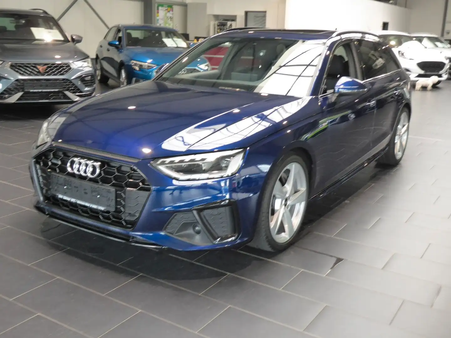 Audi A4 Avant 50 TDI quattro tiptronic S line 8-fach Blau - 1
