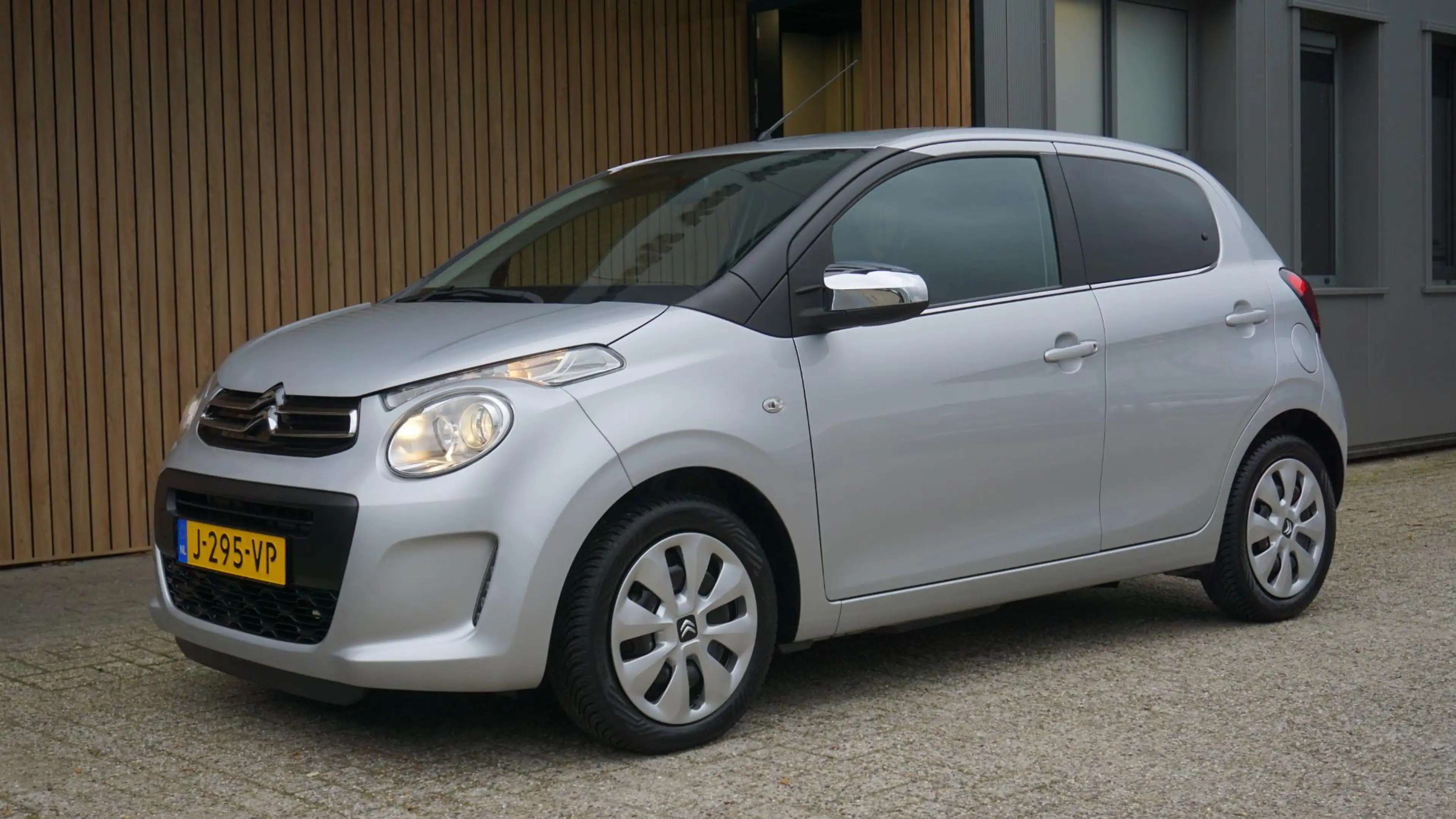 Citroen C1 1.0 VTi 72pk 5Drs Feel Airco Bluetooth Elek.Pakket — photo 4