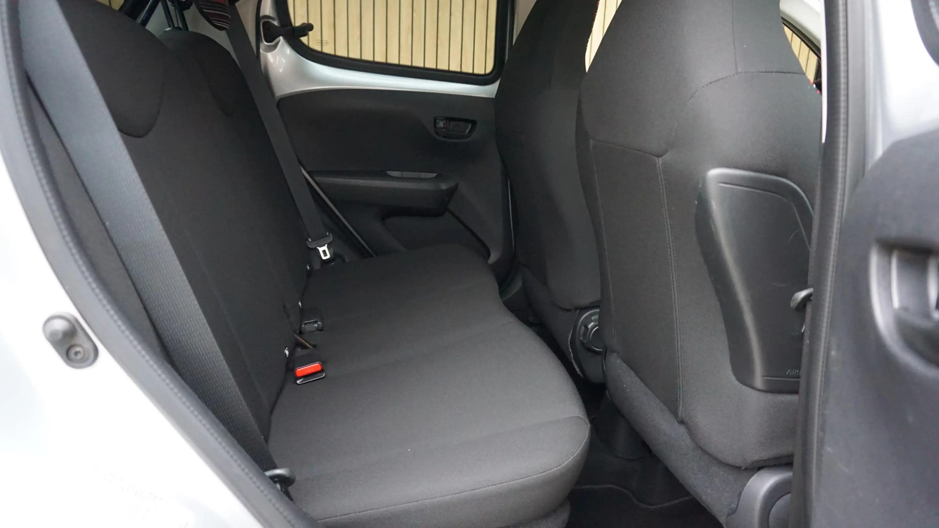 Citroen C1 1.0 VTi 72pk 5Drs Feel Airco Bluetooth Elek.Pakket — photo 26