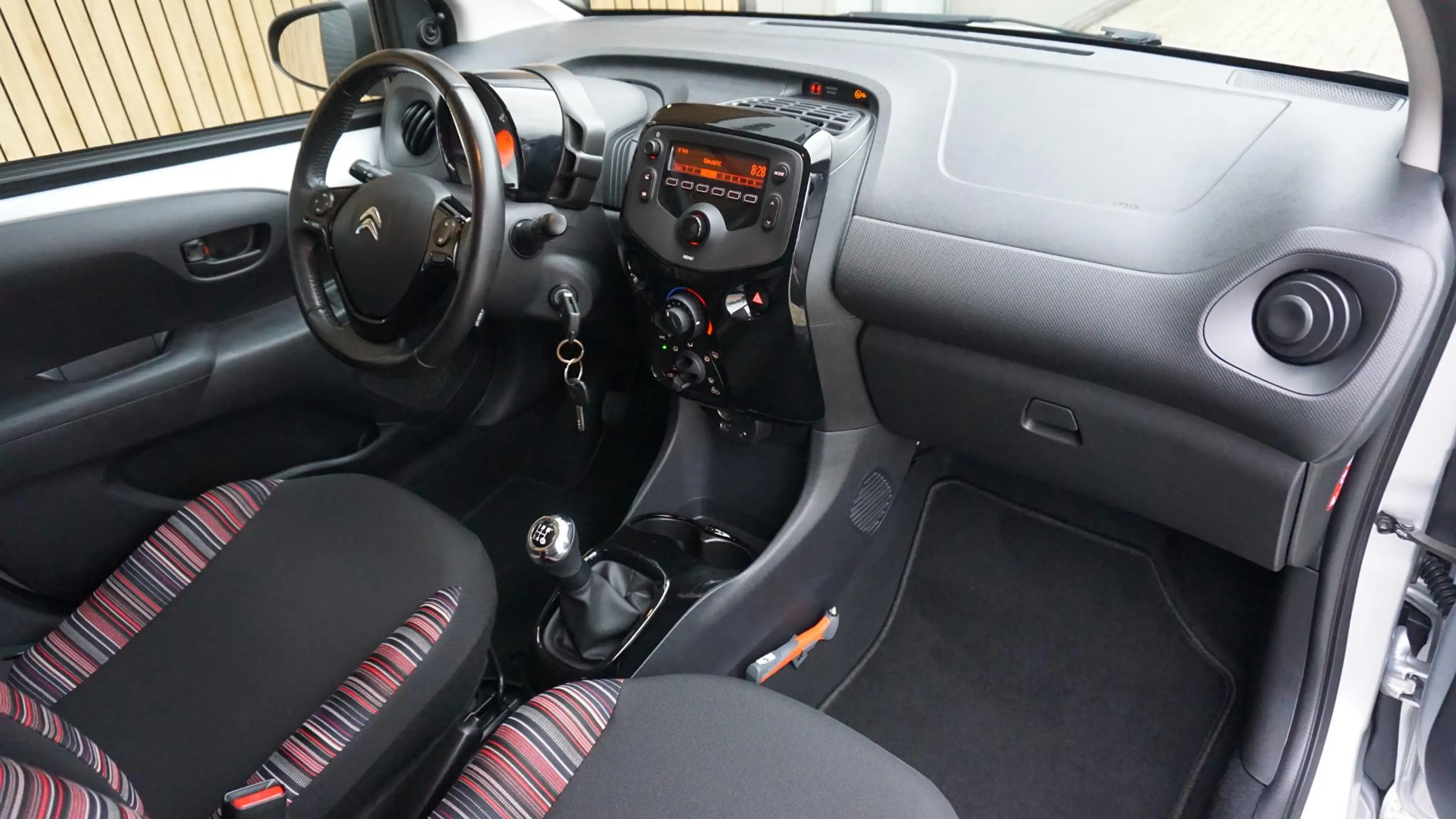 Citroen C1 1.0 VTi 72pk 5Drs Feel Airco Bluetooth Elek.Pakket — photo 10
