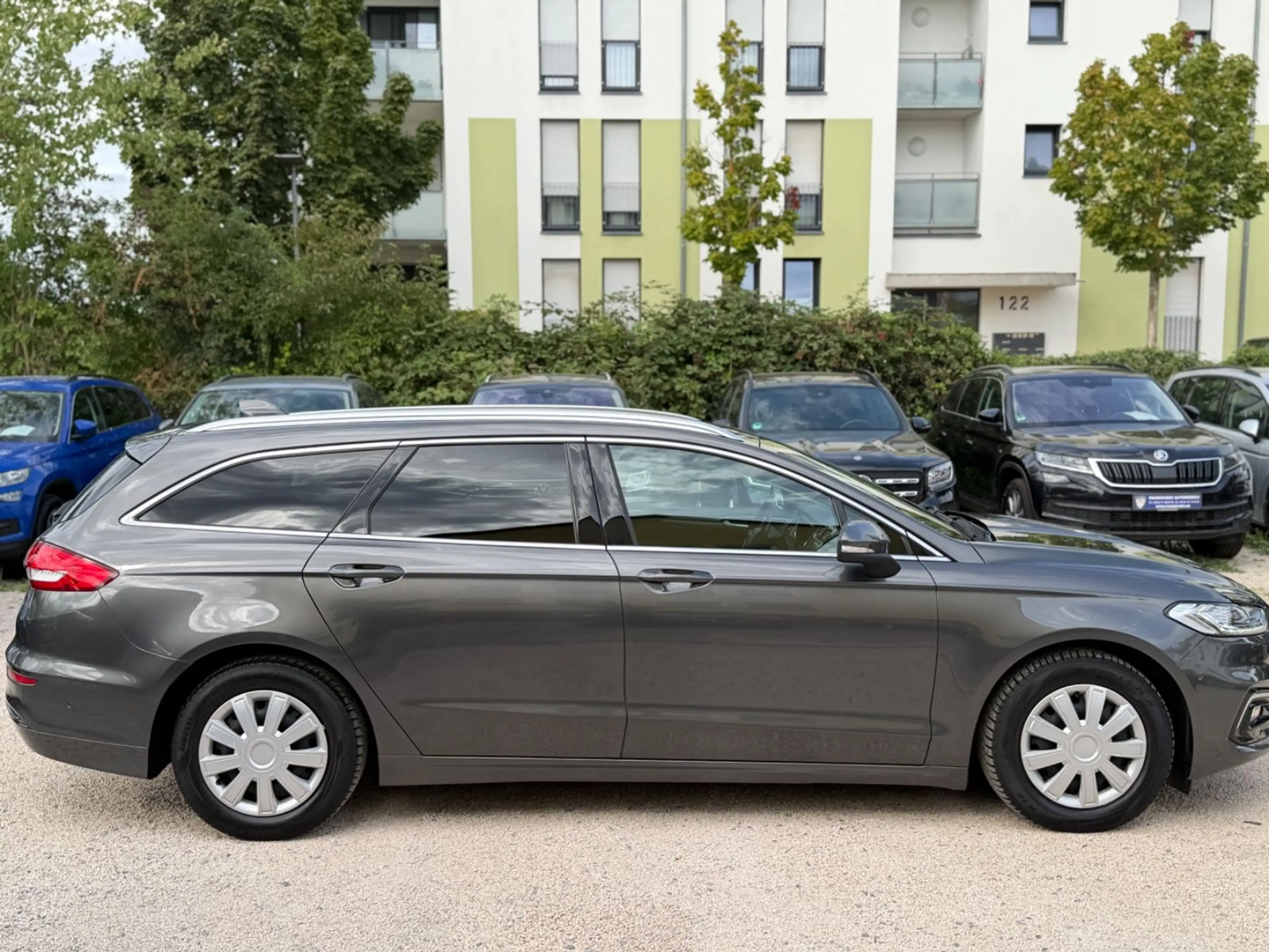 Ford Mondeo Turnier Titanium StHz AHK ACC Kamera BliS — photo 7