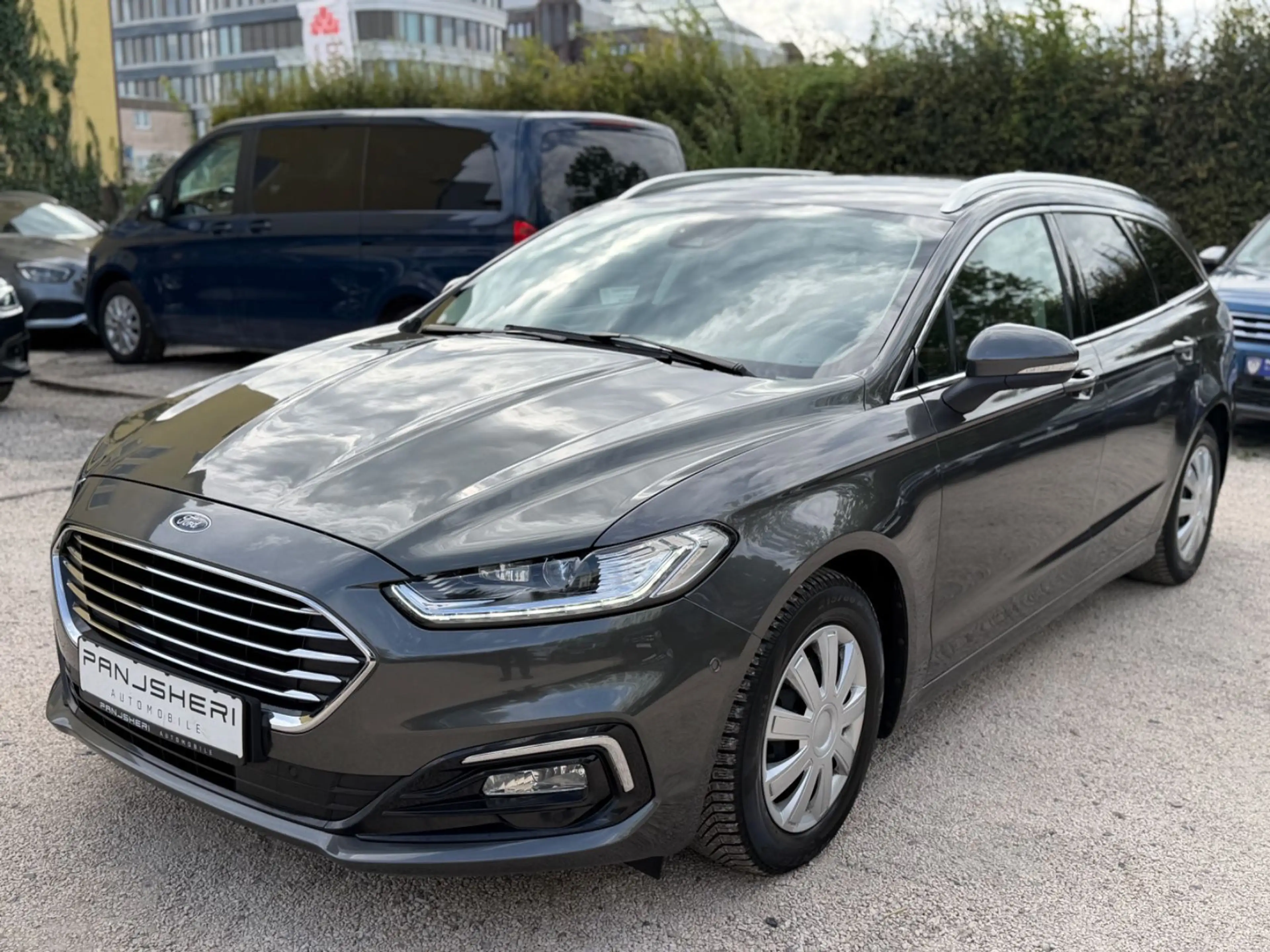 Ford Mondeo Turnier Titanium StHz AHK ACC Kamera BliS — photo 3