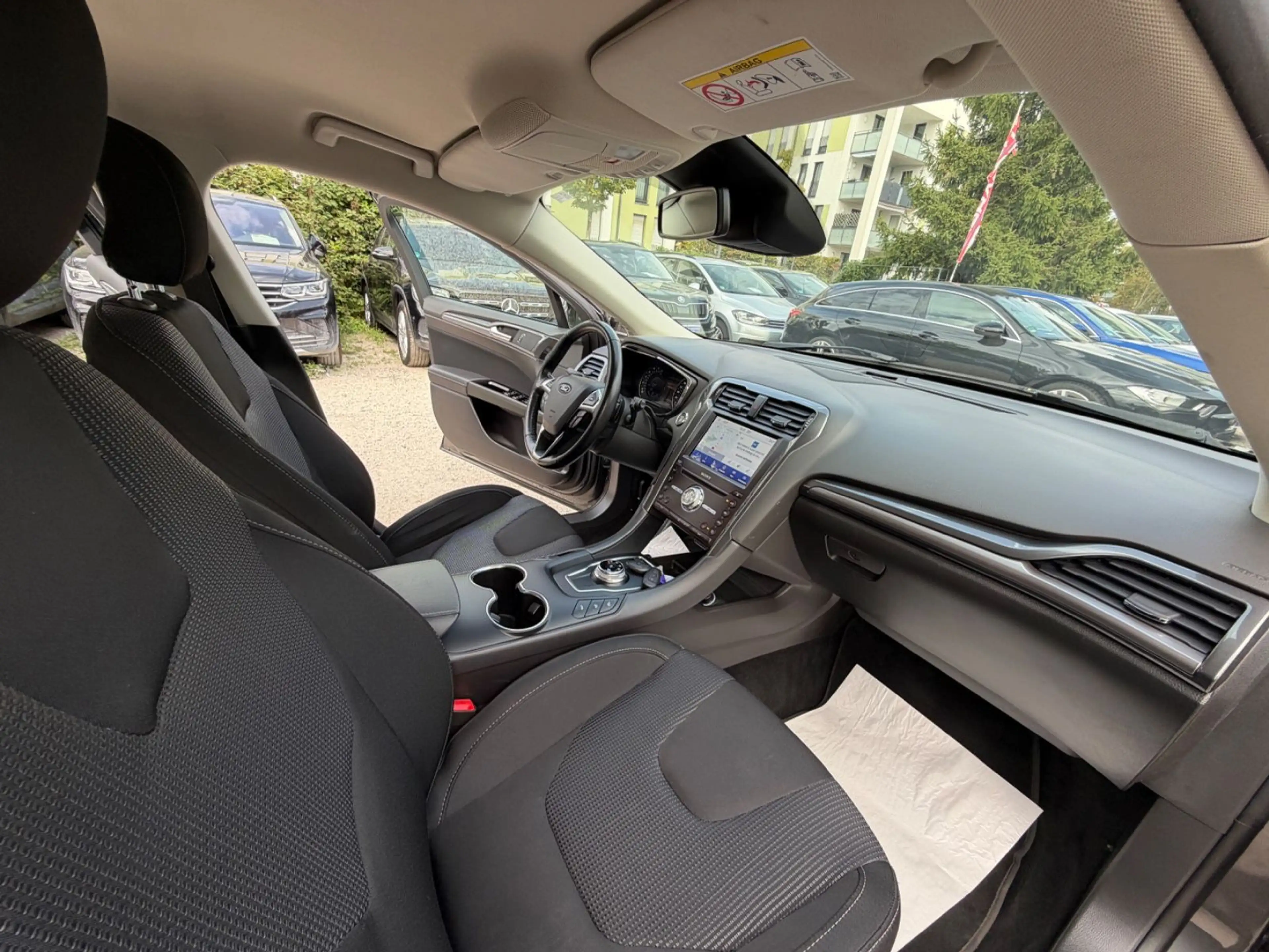 Ford Mondeo Turnier Titanium StHz AHK ACC Kamera BliS — photo 13