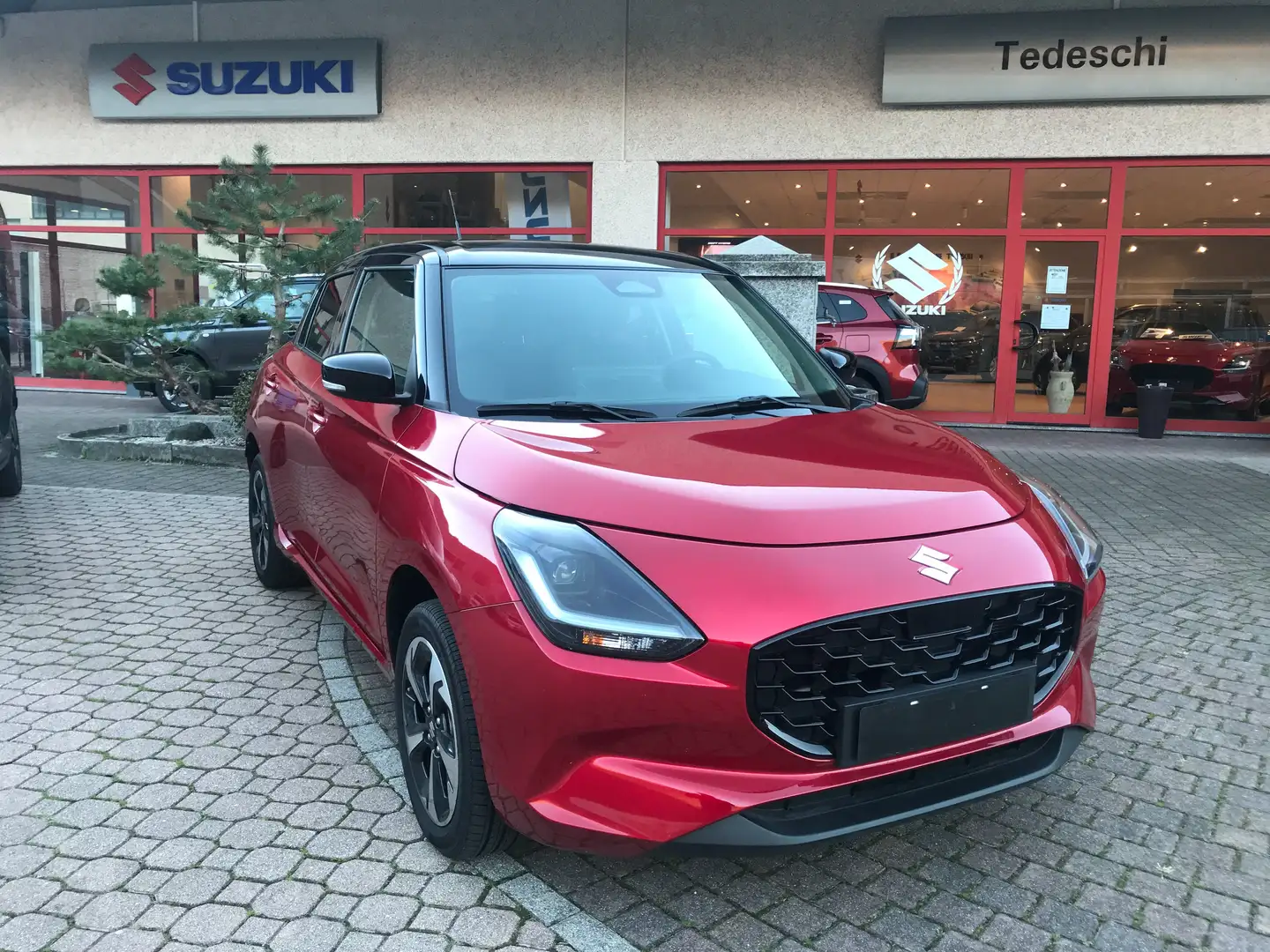 Suzuki Swift Swift VII 2024 1.2h Top 4wd allgrip - 1