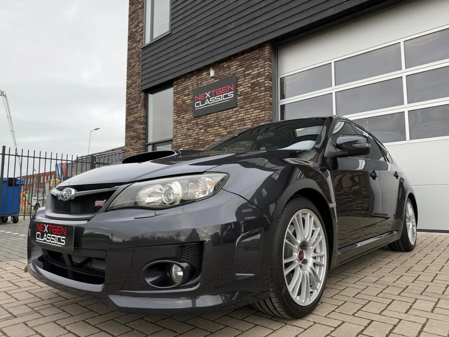 Subaru WRX STI 2.5 T Sport Executive Gris - 2