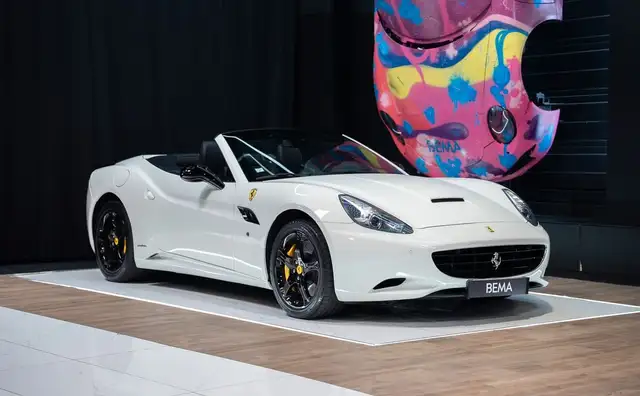 Ferrari California V8 4.3 460 CV I Sellerie Daytona Céramiques Carbone Ecussons