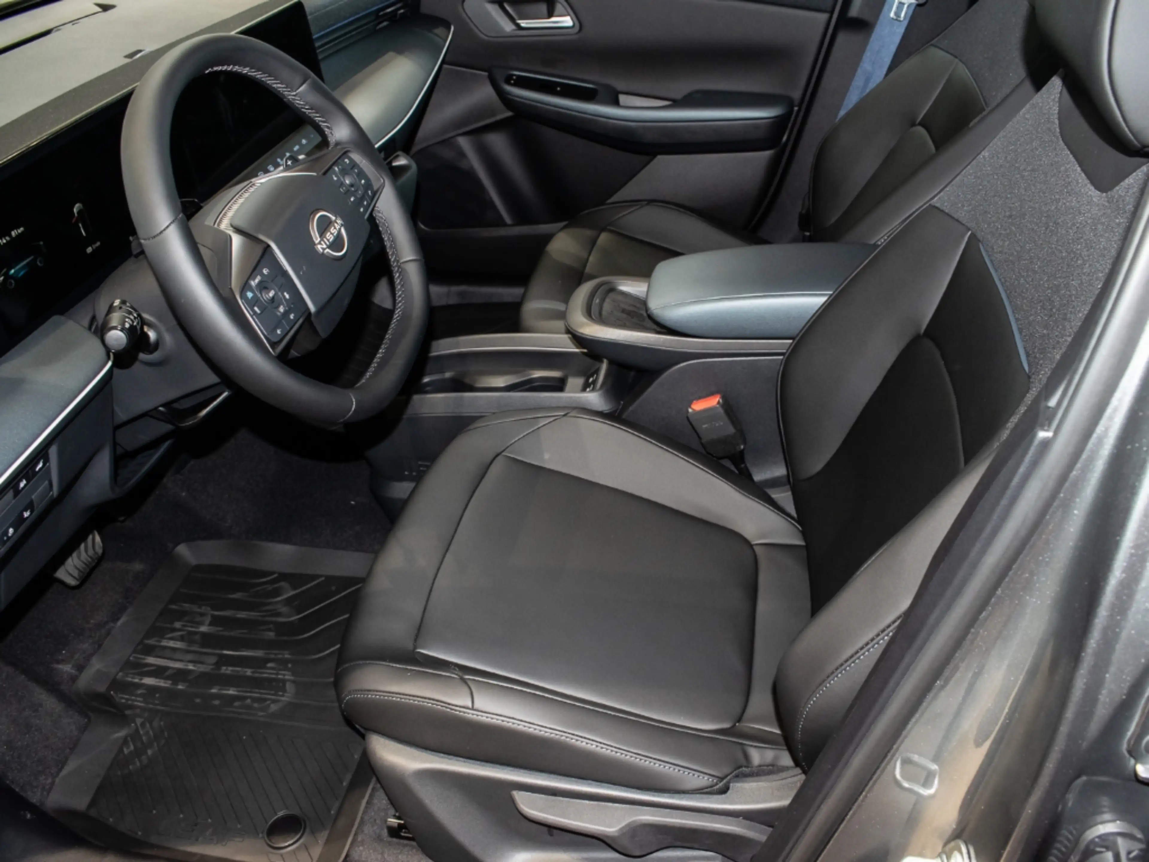 Nissan Leaf Advance 75kWh V2L 2FL Panorama-Glasdach ''neues Mo — photo 12