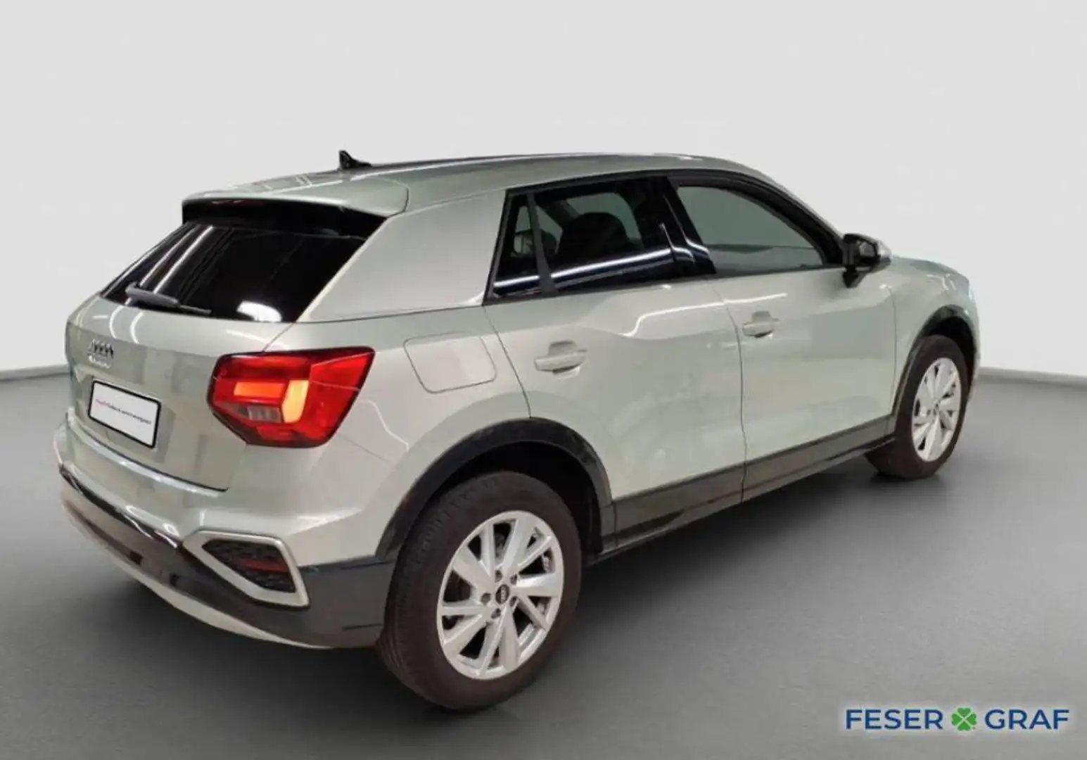 Audi Q2 35TFSI advanced AHK/SHZ/Navi/ACC/Kamera Silber - 2