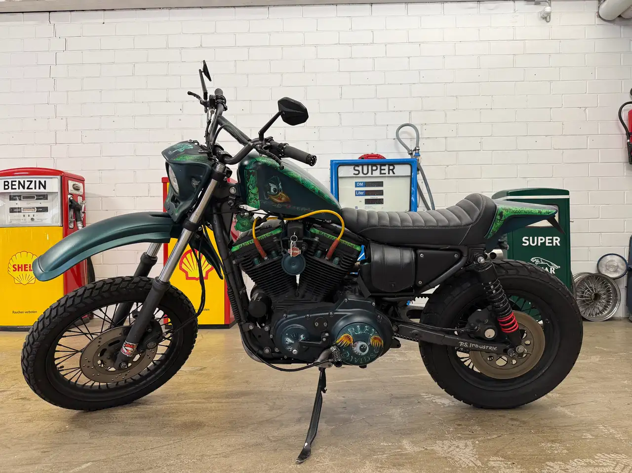 Harley-Davidson XL 883