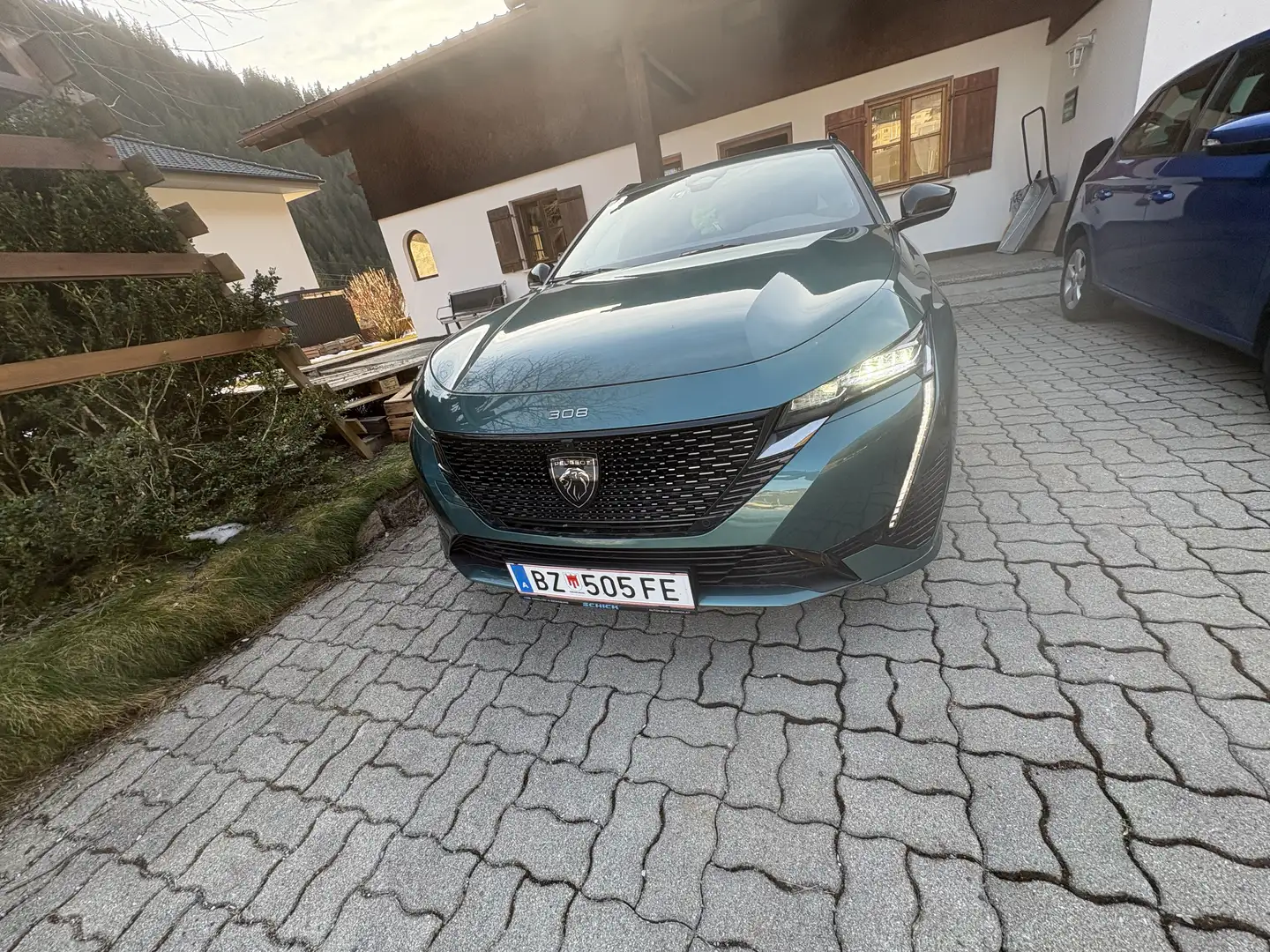 Peugeot 308 1,5 BlueHDI 130 GT Line S&S EAT8 Aut. - 2