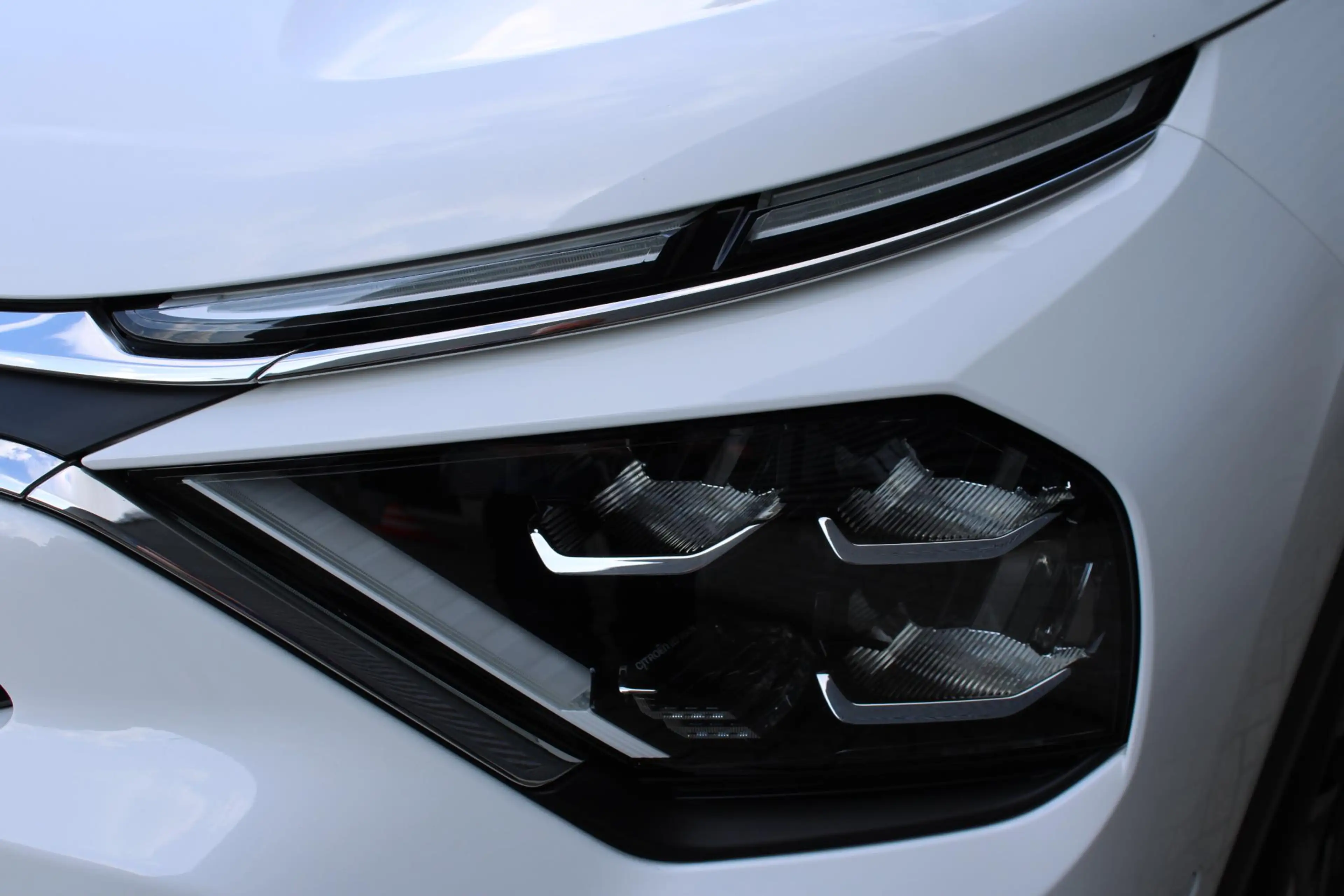 Citroen C4 1.2 Puretech Shine — photo 14