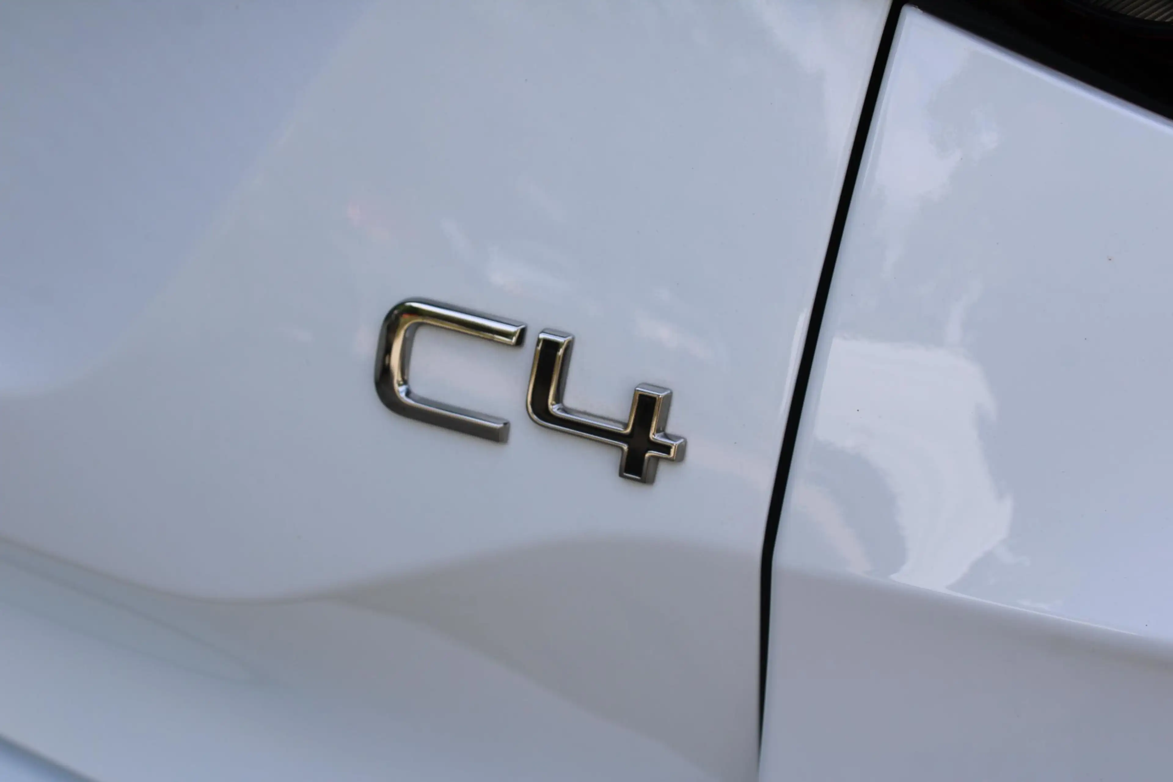 Citroen C4 1.2 Puretech Shine — photo 10