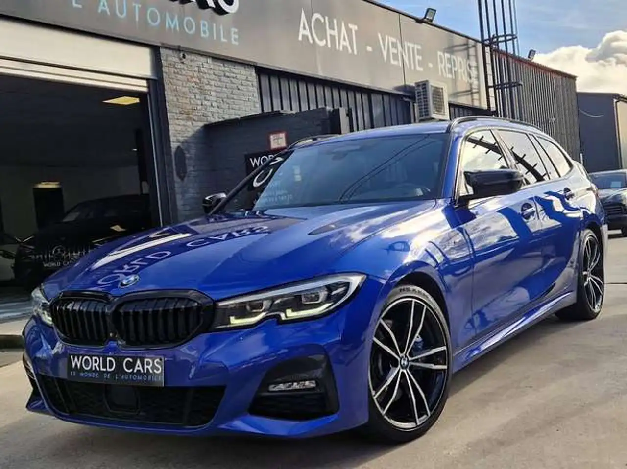 BMW 330