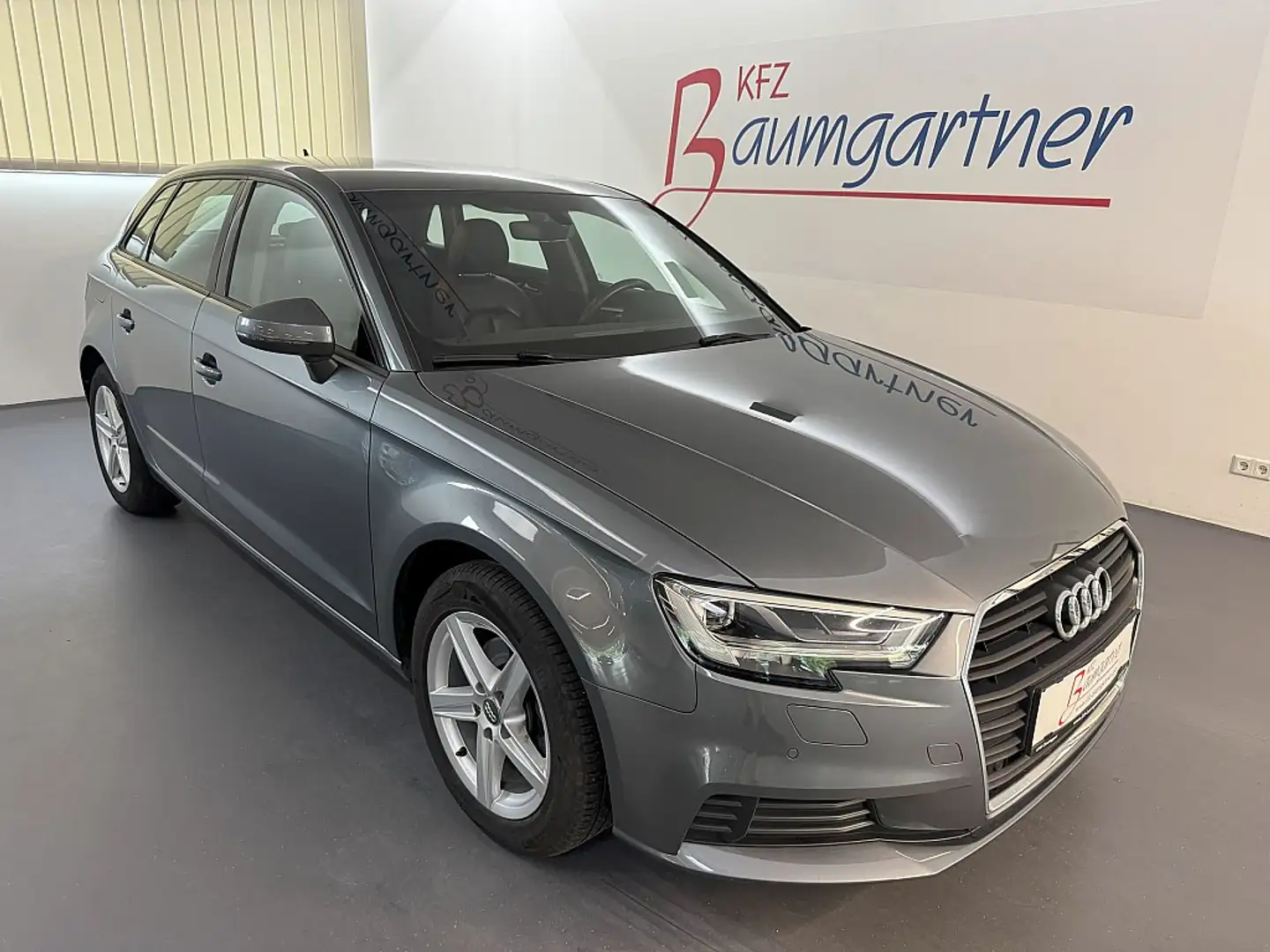 Audi A3 SB 30TDI S-tronic *LED*NAVI*Sitzheizung*Tempoma... Gris - 1