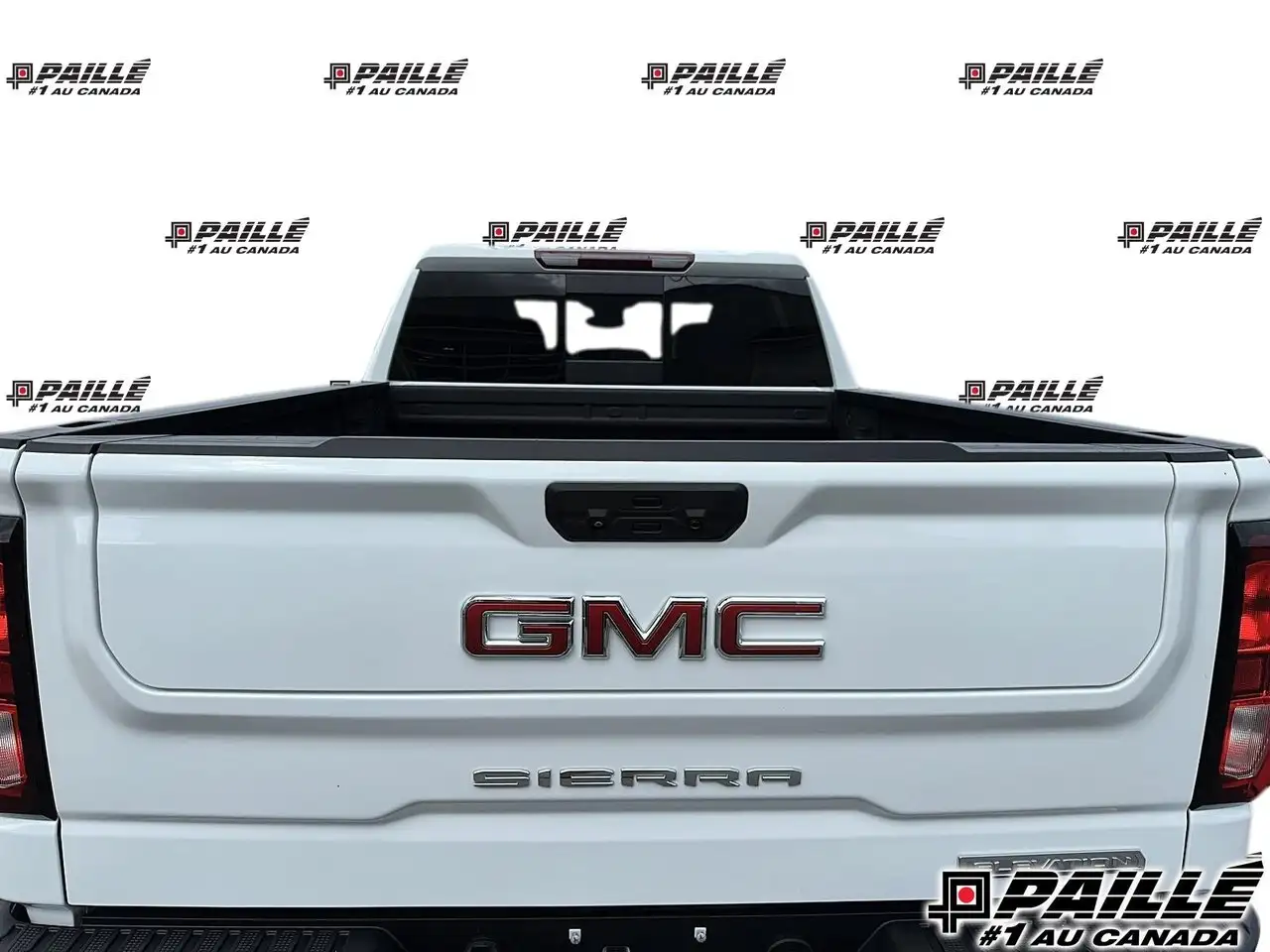 GMC Sierra 1500 photo GMC Sierra 1500