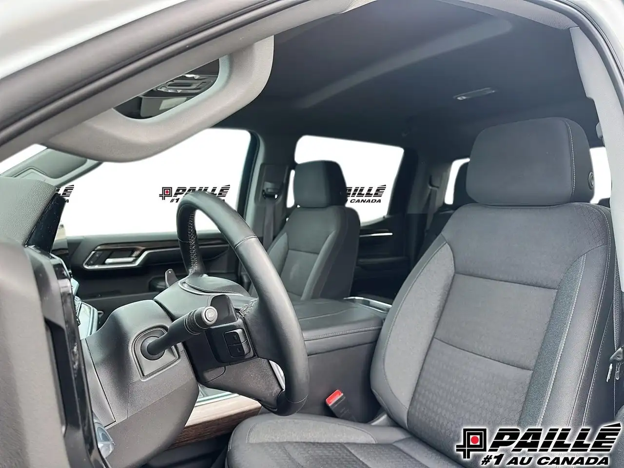 GMC Sierra 1500 photo GMC Sierra 1500