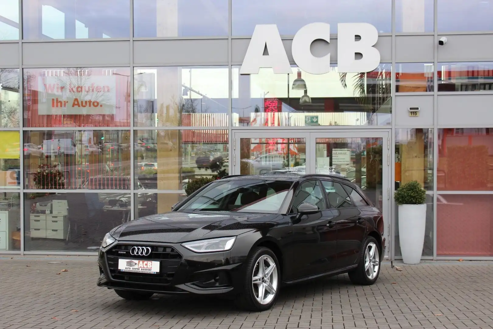 Audi A4 Avant 40 TDI qu. ACC LED Navi u. Virtual Plus Schwarz - 1