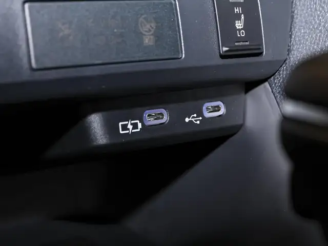 Toyota Yaris view 12